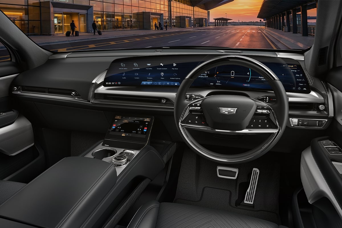 Interior View of RHD Cadillac VISTIQ