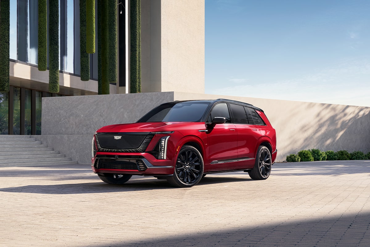 3/4 View of Red Cadillac VISTIQ