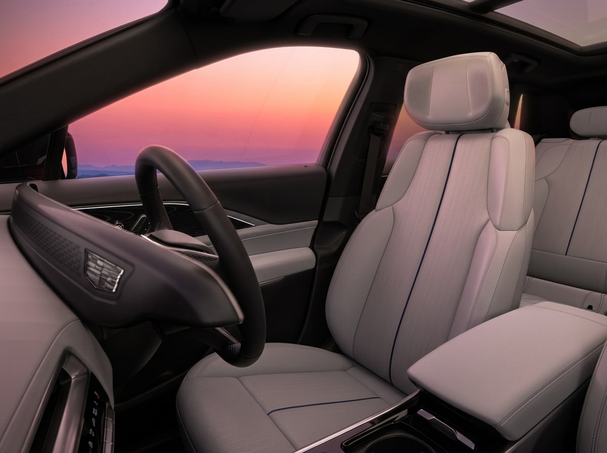 Image of the Cadillac LYRIQ interior