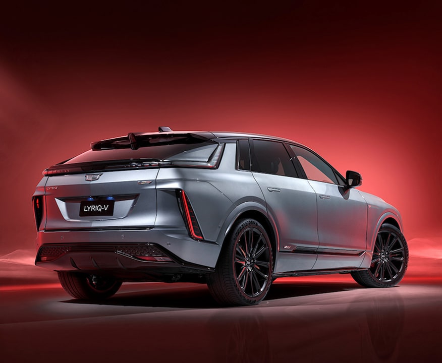 lyriq-v-rear-3/4