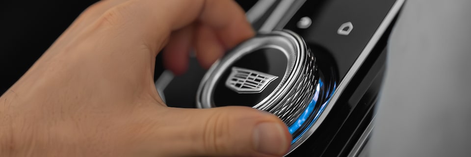 Cadillac LYRIQ Rotator