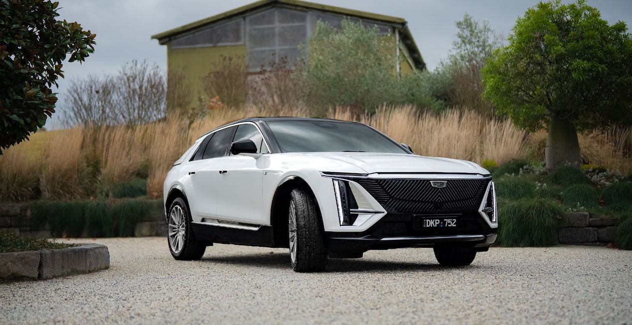 Cadillac Lyriq Round-about